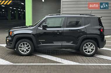 Внедорожник / Кроссовер Jeep Renegade 2022 в 