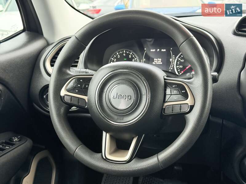 Внедорожник / Кроссовер Jeep Renegade 2016 в Харькове