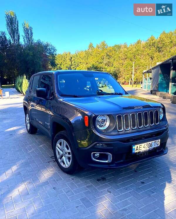 Внедорожник / Кроссовер Jeep Renegade 2017 в Днепре