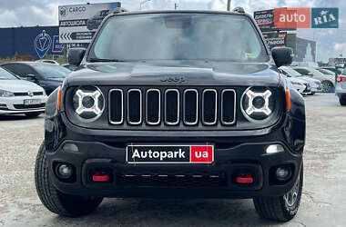 Внедорожник / Кроссовер Jeep Renegade 2015 в 