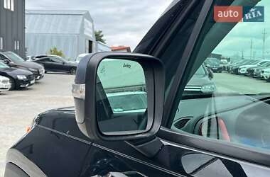 Внедорожник / Кроссовер Jeep Renegade 2015 в 