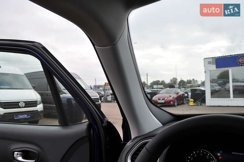 Позашляховик / Кросовер Jeep Renegade 2021 в Києві