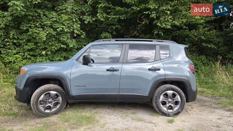 Внедорожник / Кроссовер Jeep Renegade 2017 в Львове