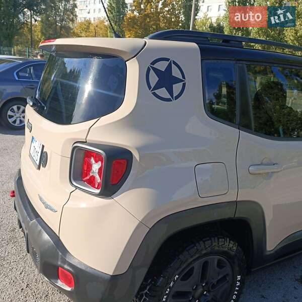 Позашляховик / Кросовер Jeep Renegade 2016 в Запоріжжі