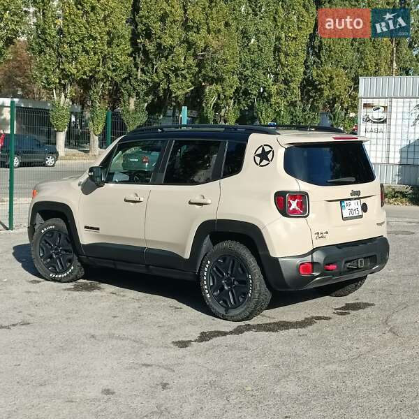 Позашляховик / Кросовер Jeep Renegade 2016 в Запоріжжі