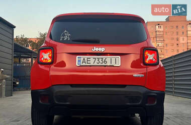 Внедорожник / Кроссовер Jeep Renegade 2015 в 