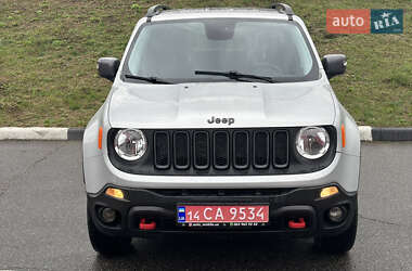 Внедорожник / Кроссовер Jeep Renegade 2015 в 