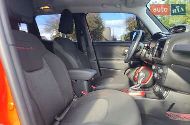 Внедорожник / Кроссовер Jeep Renegade 2018 в 