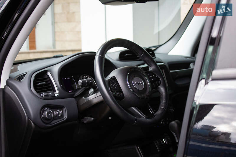 Позашляховик / Кросовер Jeep Renegade 2019 в Києві фото 9 Позашляховик / Кросовер Jeep Renegade 2019 в Києві