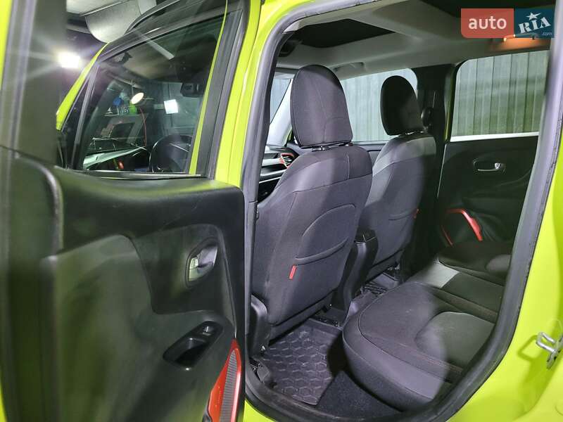 Позашляховик / Кросовер Jeep Renegade 2017 в Львові