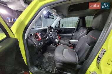 Внедорожник / Кроссовер Jeep Renegade 2017 в 