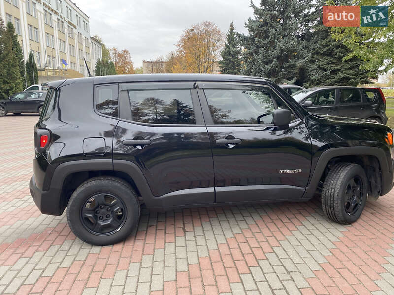 Внедорожник / Кроссовер Jeep Renegade 2018 в Сумах