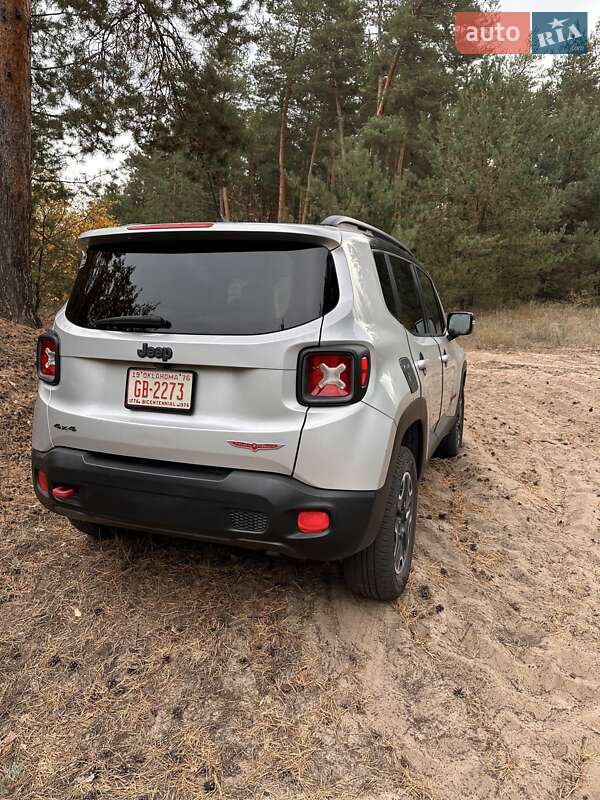 Внедорожник / Кроссовер Jeep Renegade 2015 в Днепре