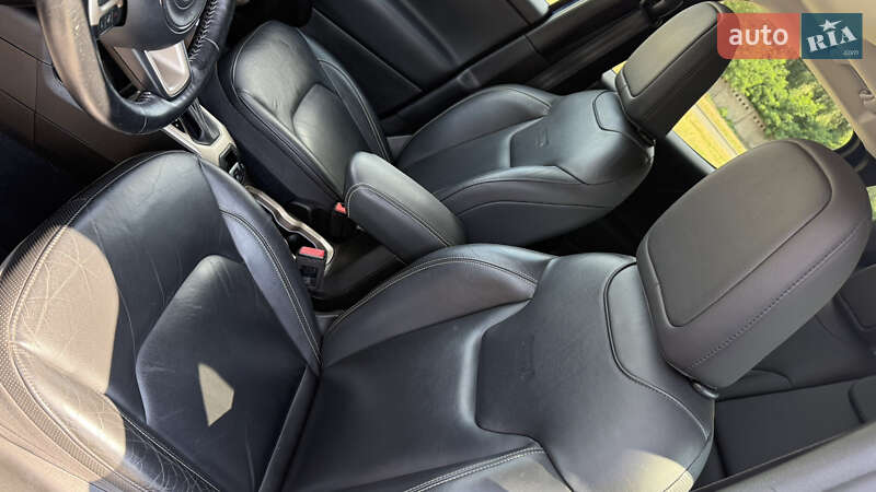 Позашляховик / Кросовер Jeep Renegade 2016 в Києві