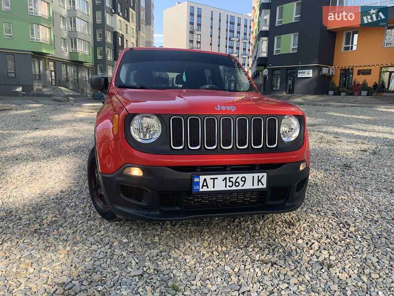 Внедорожник / Кроссовер Jeep Renegade 2015 в Ивано-Франковске