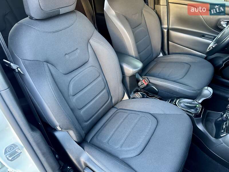 Позашляховик / Кросовер Jeep Renegade 2017 в Одесі фото 44 Позашляховик / Кросовер Jeep Renegade 2017 в Одесі