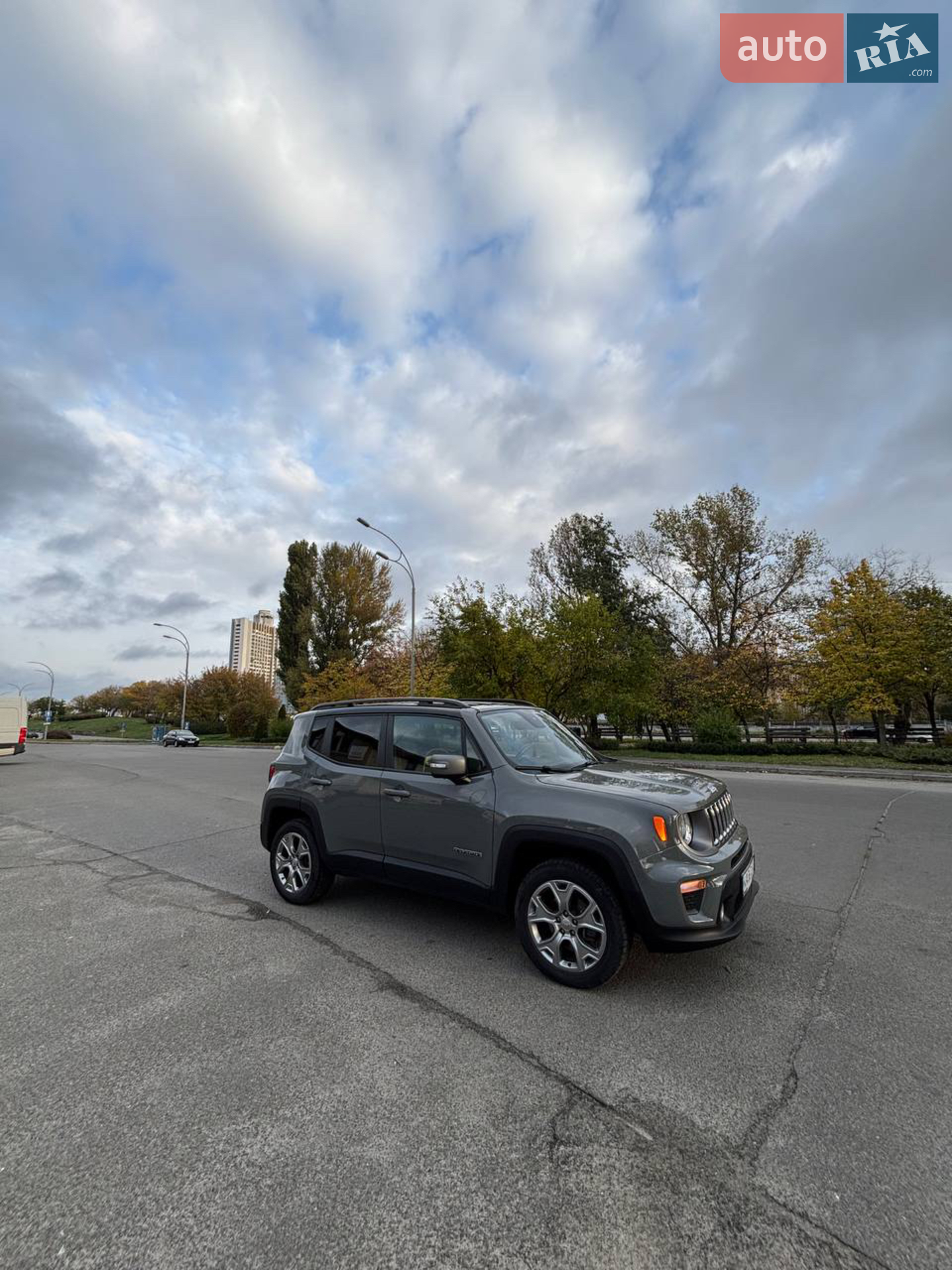 2020 Jeep Renegade - мініатюра 7