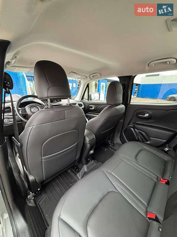 Внедорожник / Кроссовер Jeep Renegade 2020 в Киеве фото 20 Внедорожник / Кроссовер Jeep Renegade 2020 в Киеве