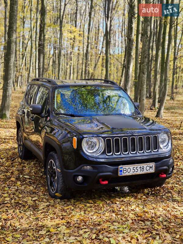Внедорожник / Кроссовер Jeep Renegade 2016 в Чорткове