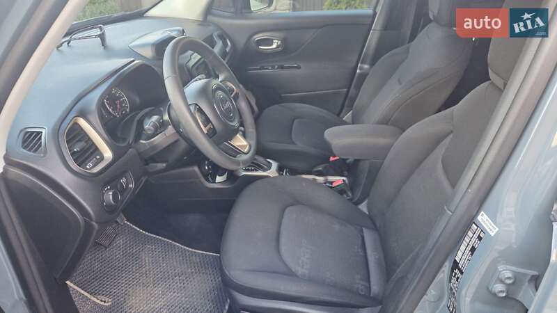 Позашляховик / Кросовер Jeep Renegade 2017 в Львові