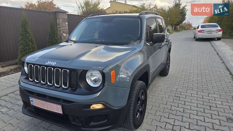 Позашляховик / Кросовер Jeep Renegade 2017 в Львові