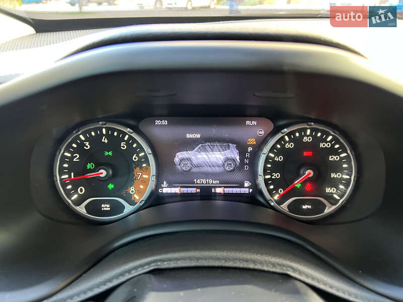 Позашляховик / Кросовер Jeep Renegade 2016 в Києві