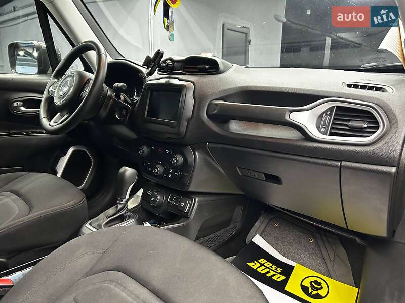 Внедорожник / Кроссовер Jeep Renegade 2018 в Черновцах