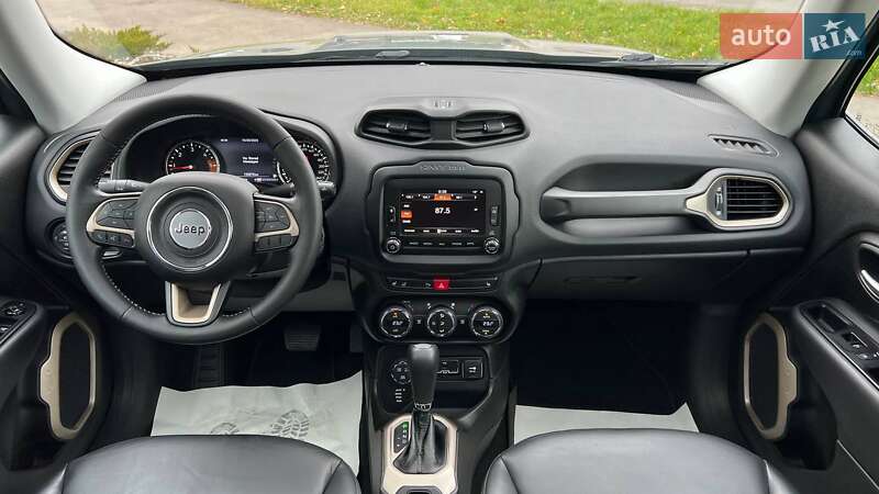 Позашляховик / Кросовер Jeep Renegade 2017 в Львові