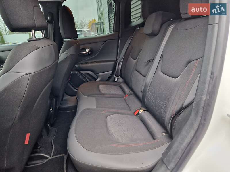 Внедорожник / Кроссовер Jeep Renegade 2020 в Сумах