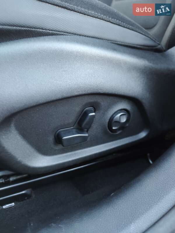 Внедорожник / Кроссовер Jeep Renegade 2016 в Чернигове фото 25 Внедорожник / Кроссовер Jeep Renegade 2016 в Чернигове