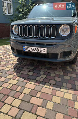 Позашляховик / Кросовер Jeep Renegade 2018 в Дніпрі