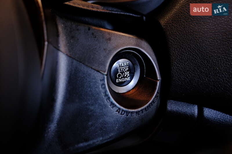 Позашляховик / Кросовер Jeep Renegade 2017 в Одесі