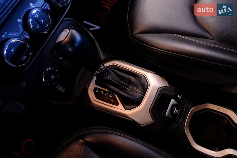 Позашляховик / Кросовер Jeep Renegade 2017 в Одесі