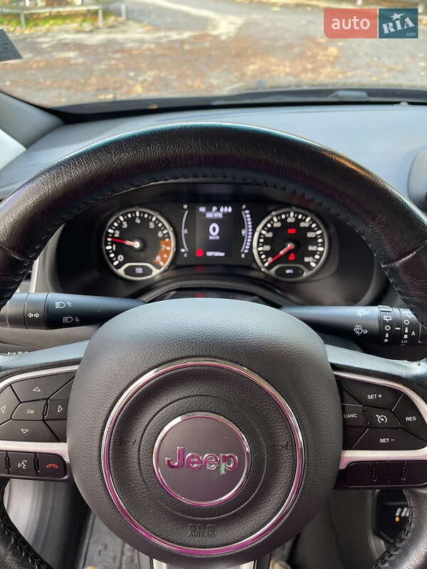 Позашляховик / Кросовер Jeep Renegade 2019 в Чернівцях фото 6 Позашляховик / Кросовер Jeep Renegade 2019 в Чернівцях
