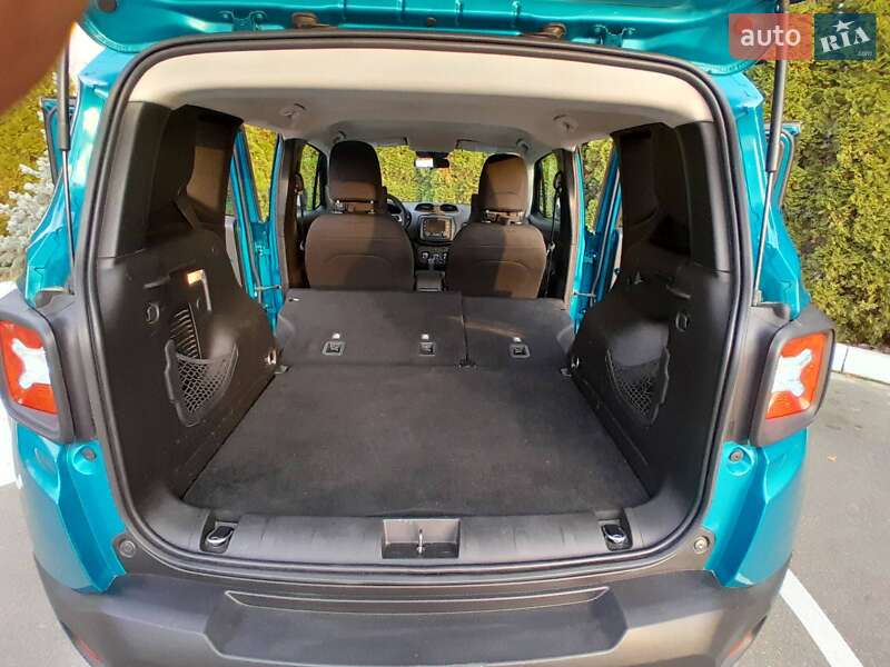 Внедорожник / Кроссовер Jeep Renegade 2019 в Киеве