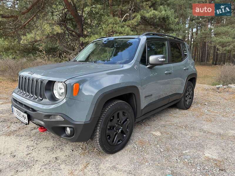 Внедорожник / Кроссовер Jeep Renegade 2017 в Киеве