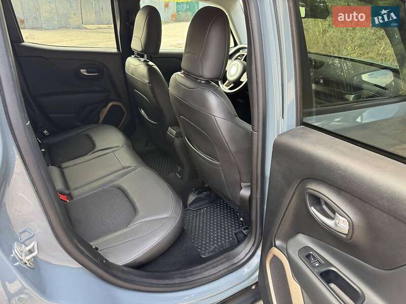 Внедорожник / Кроссовер Jeep Renegade 2017 в Киеве