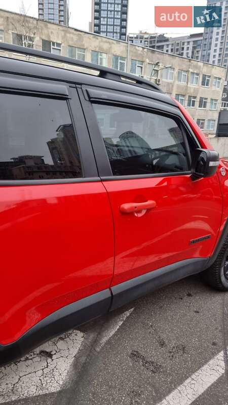 Внедорожник / Кроссовер Jeep Renegade 2018 в Киеве фото 17 Внедорожник / Кроссовер Jeep Renegade 2018 в Киеве