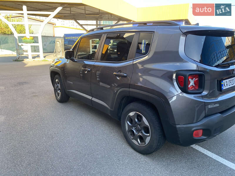 Внедорожник / Кроссовер Jeep Renegade 2017 в Киеве