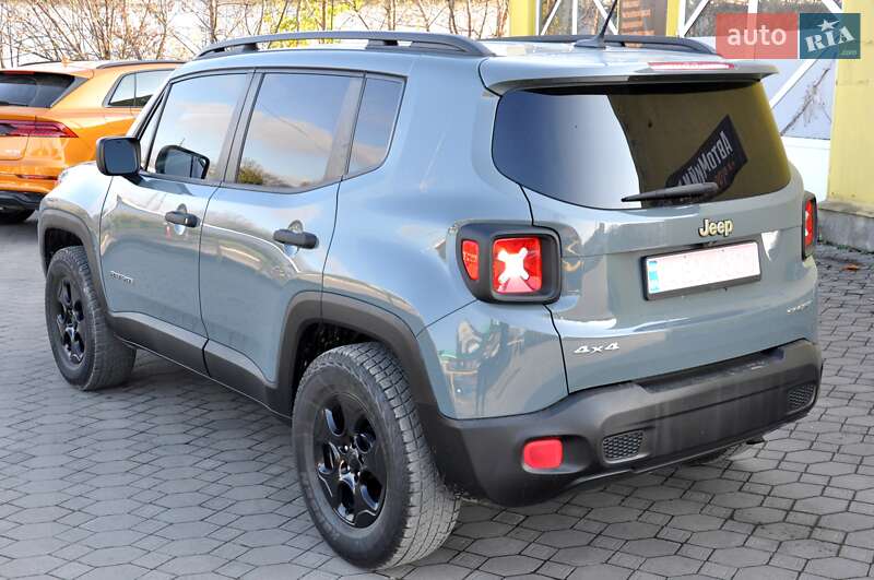 Позашляховик / Кросовер Jeep Renegade 2017 в Львові