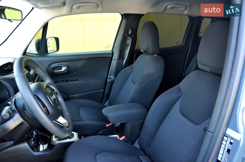 Позашляховик / Кросовер Jeep Renegade 2017 в Львові