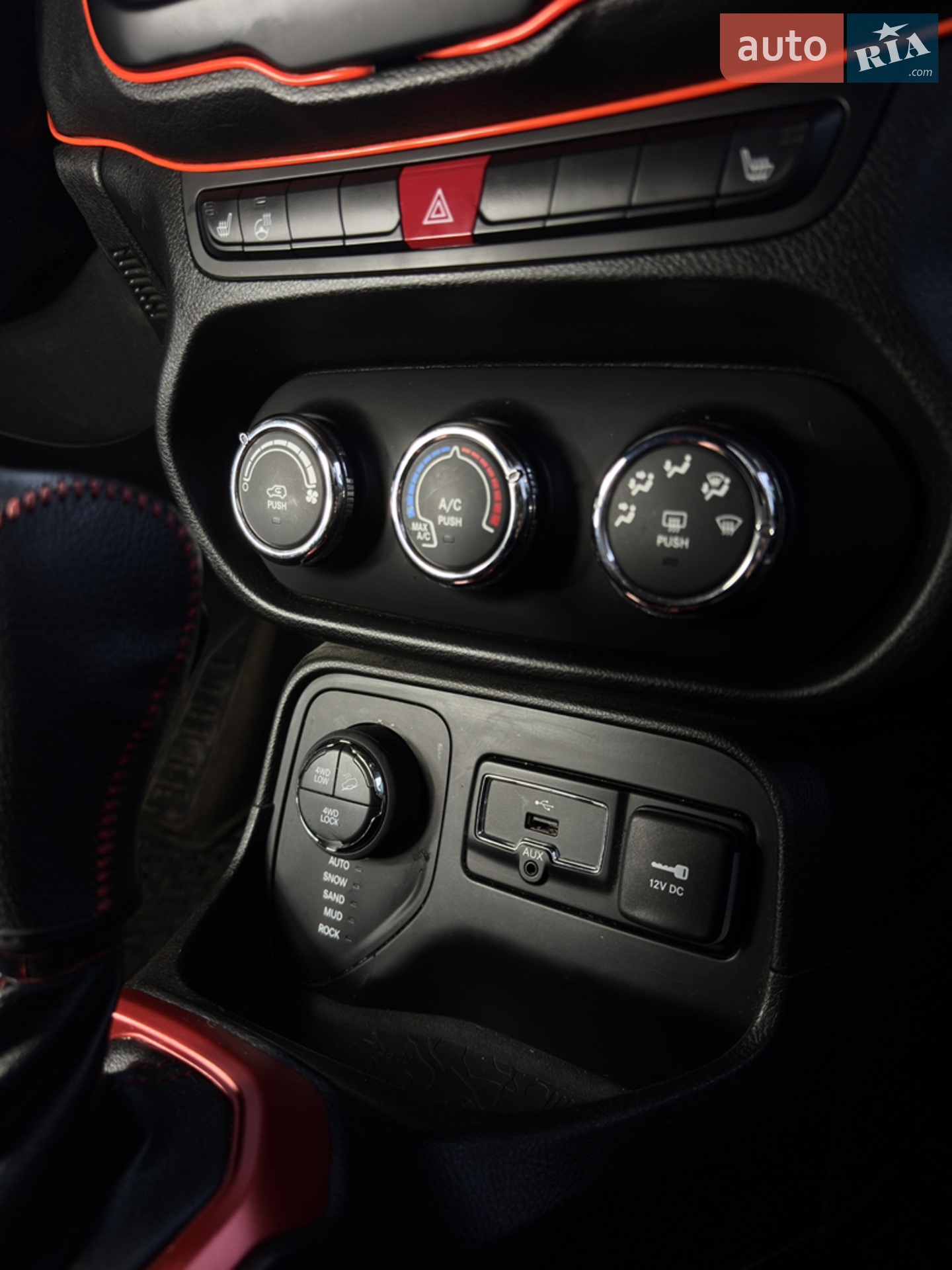 2017 Jeep Renegade - мініатюра 13