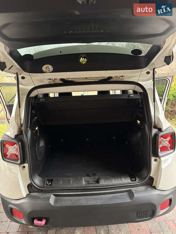 Позашляховик / Кросовер Jeep Renegade 2017 в Львові фото 17 Позашляховик / Кросовер Jeep Renegade 2017 в Львові