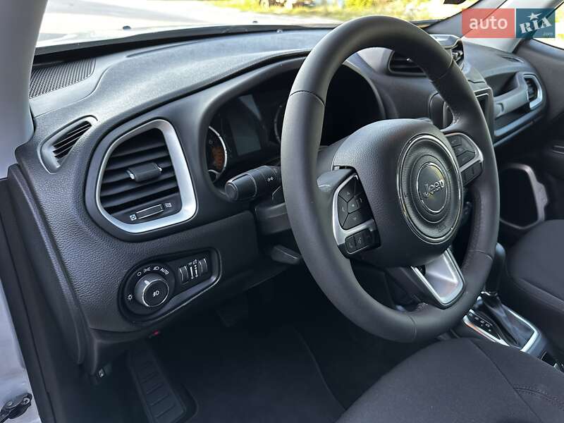 Внедорожник / Кроссовер Jeep Renegade 2018 в Хмельницком