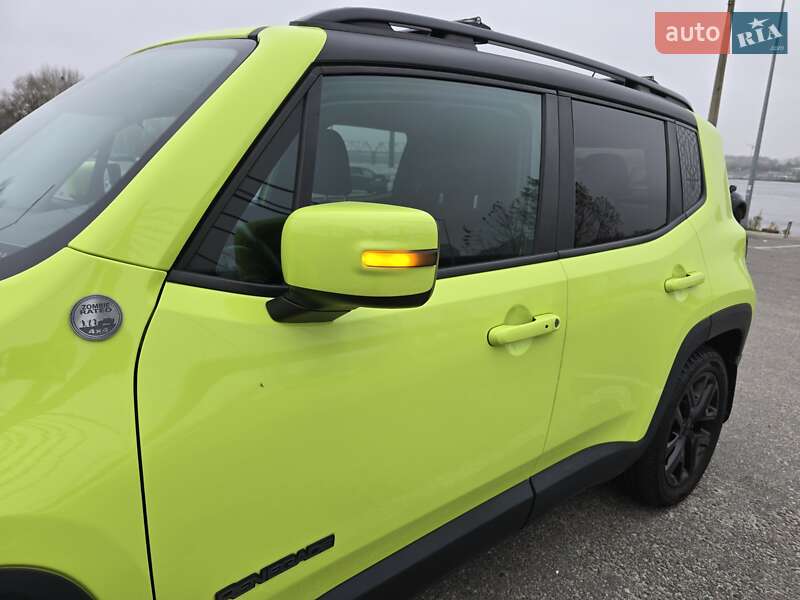 Внедорожник / Кроссовер Jeep Renegade 2017 в Киеве