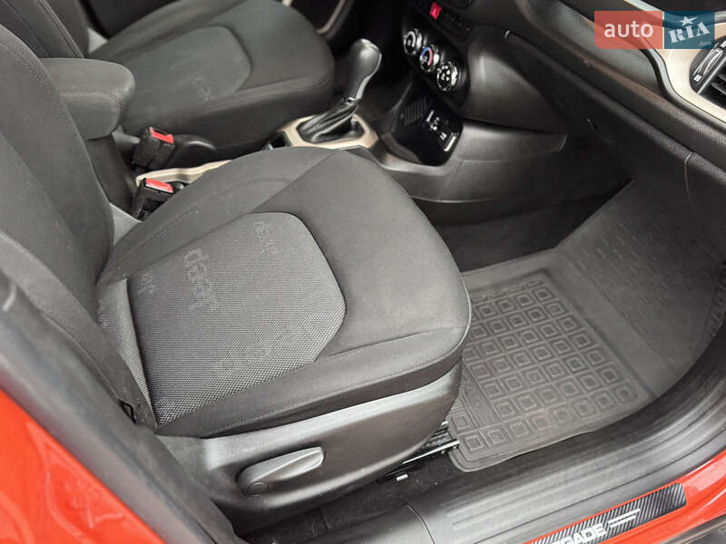 Позашляховик / Кросовер Jeep Renegade 2015 в Одесі