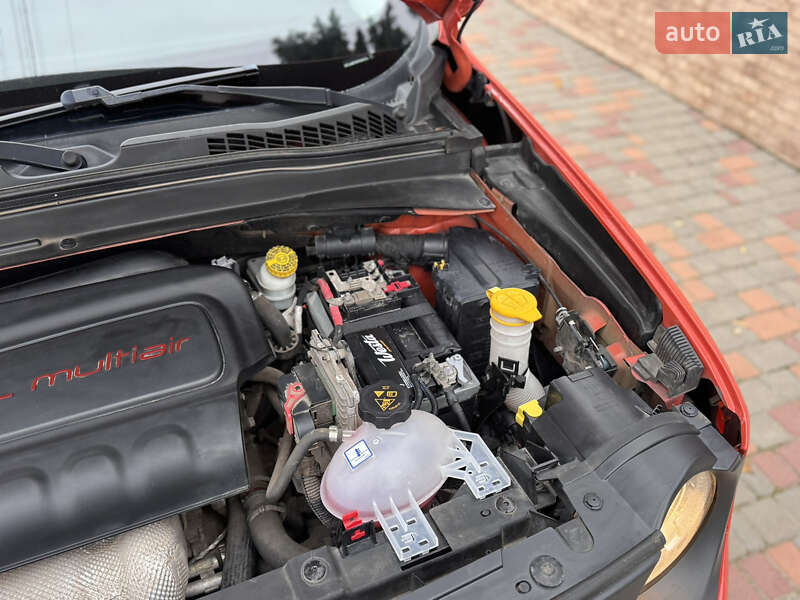 Позашляховик / Кросовер Jeep Renegade 2015 в Одесі