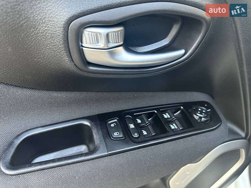 Позашляховик / Кросовер Jeep Renegade 2020 в Хмельницькому