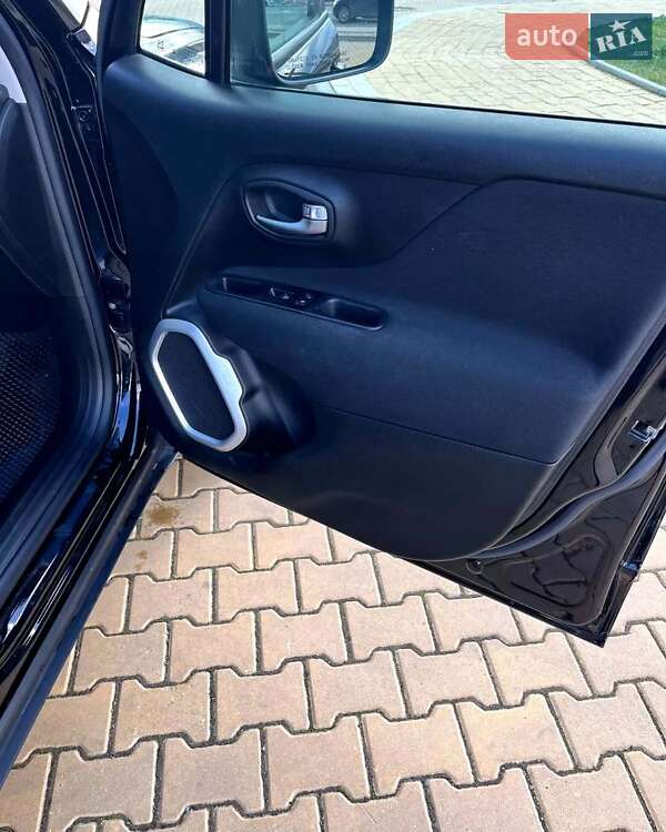 Позашляховик / Кросовер Jeep Renegade 2020 в Києві