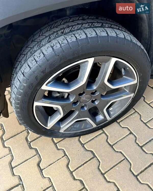 Позашляховик / Кросовер Jeep Renegade 2020 в Києві